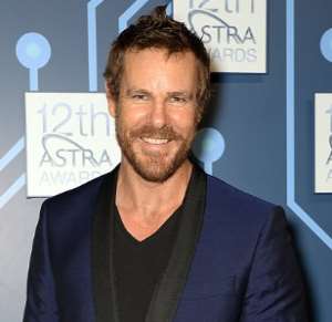 Aaron Jeffery